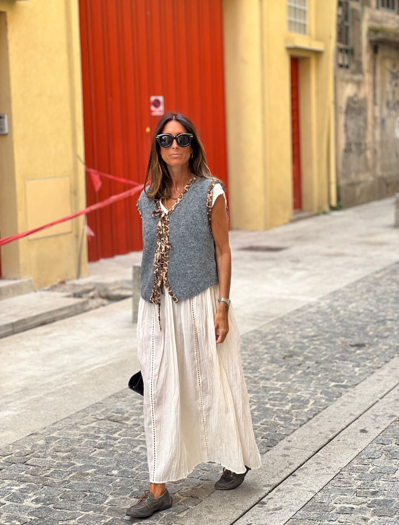 Colete leopardo gris