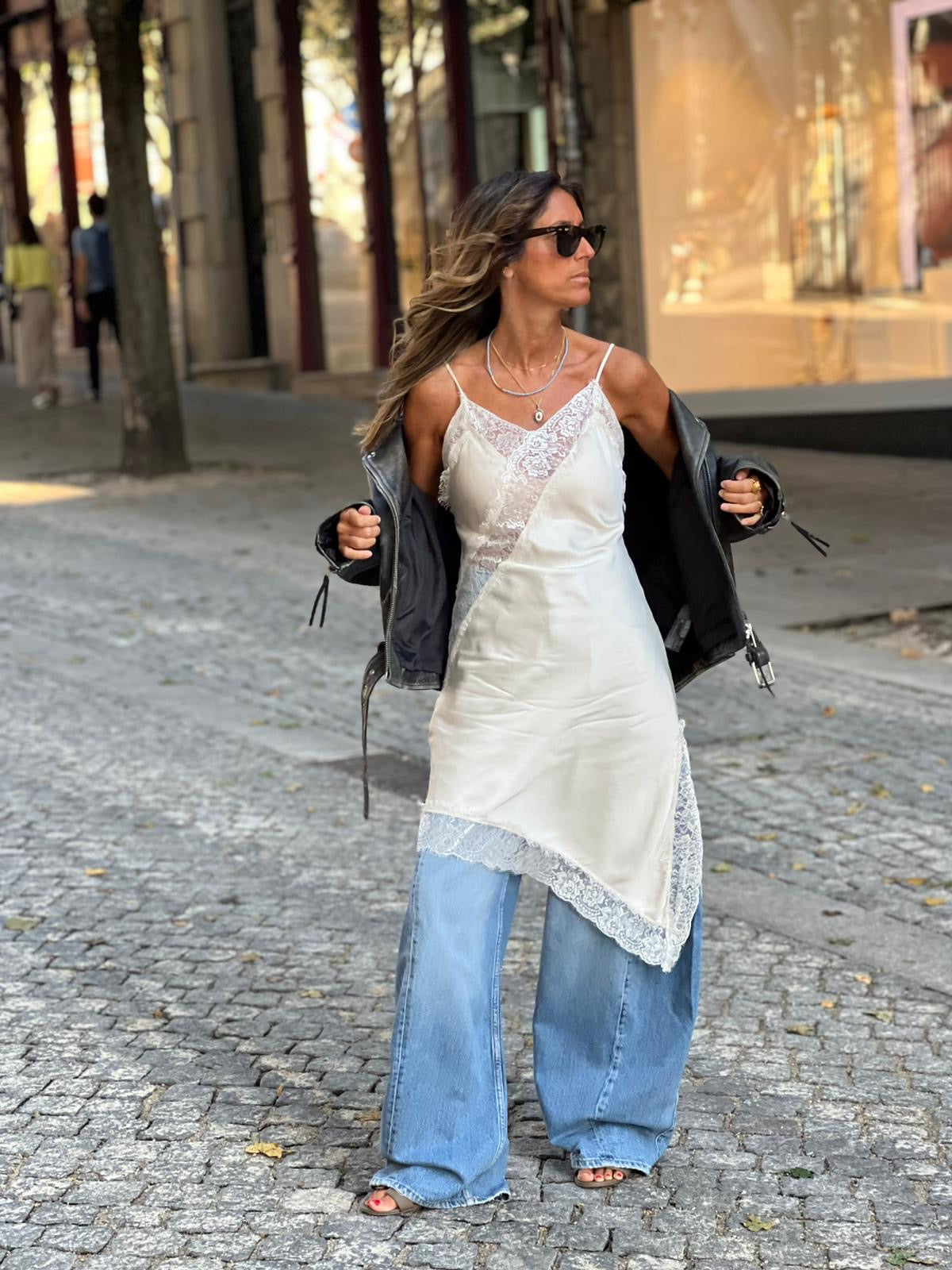 Vestido cru renda