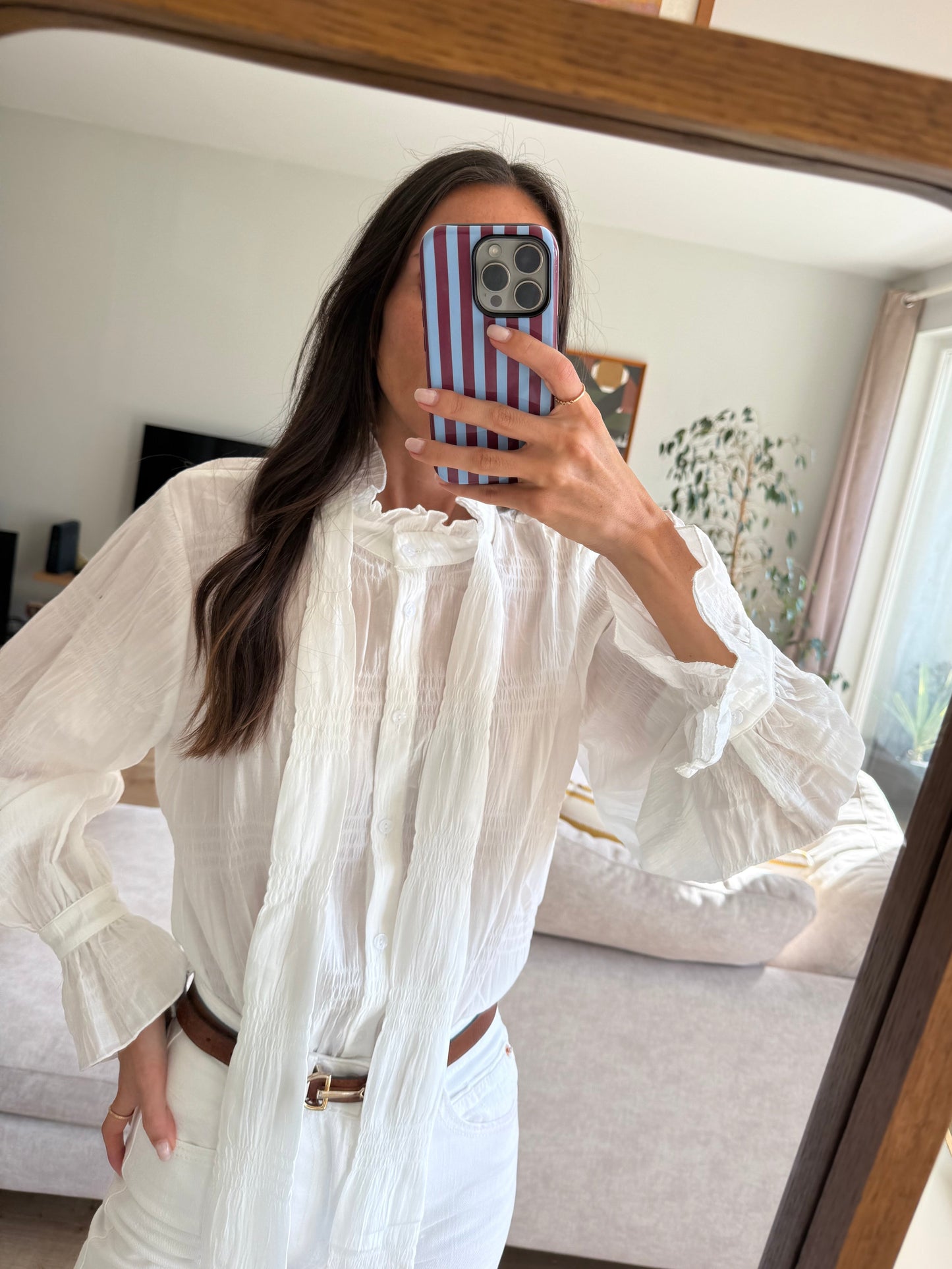 Camisa branca laço