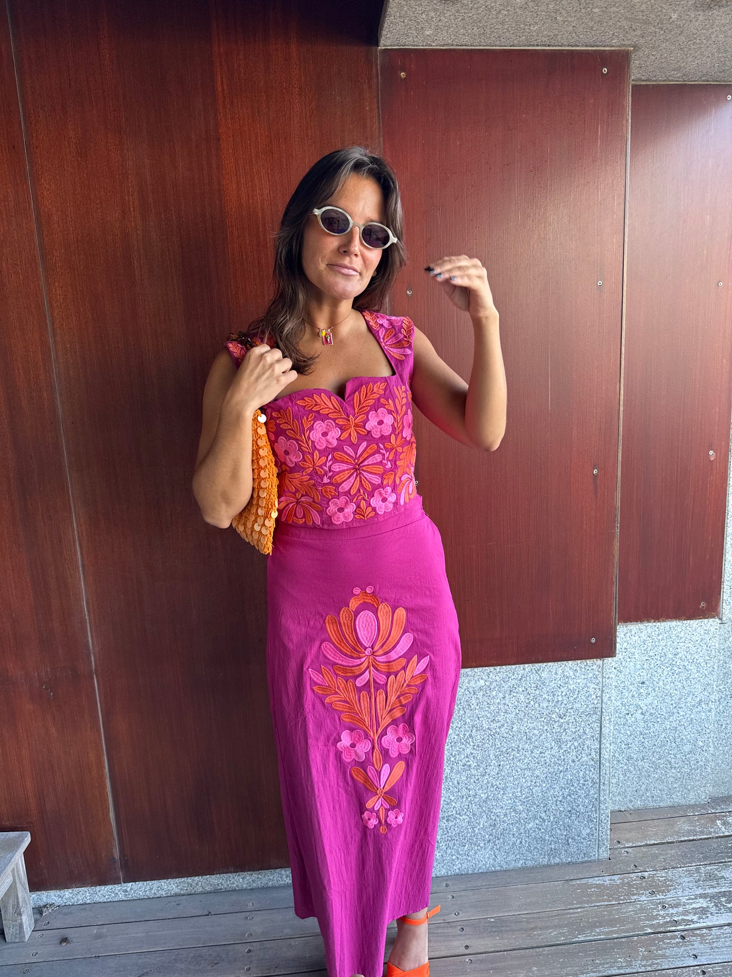 Conjunto rosa bordado