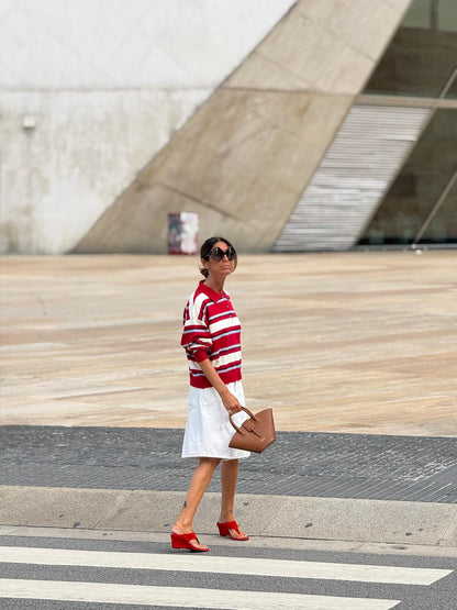 Polo vermelho riscas