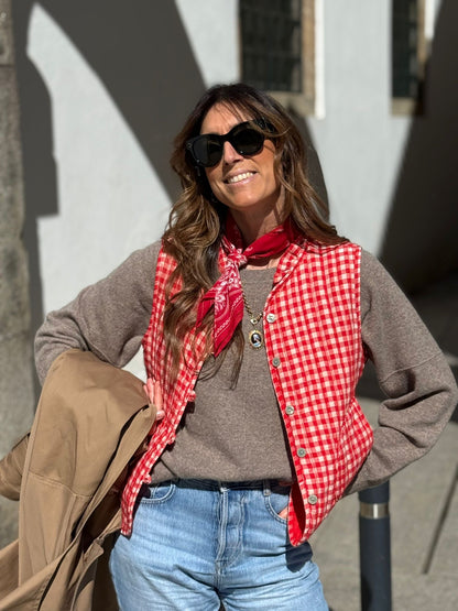 Colete xadrez vermelho