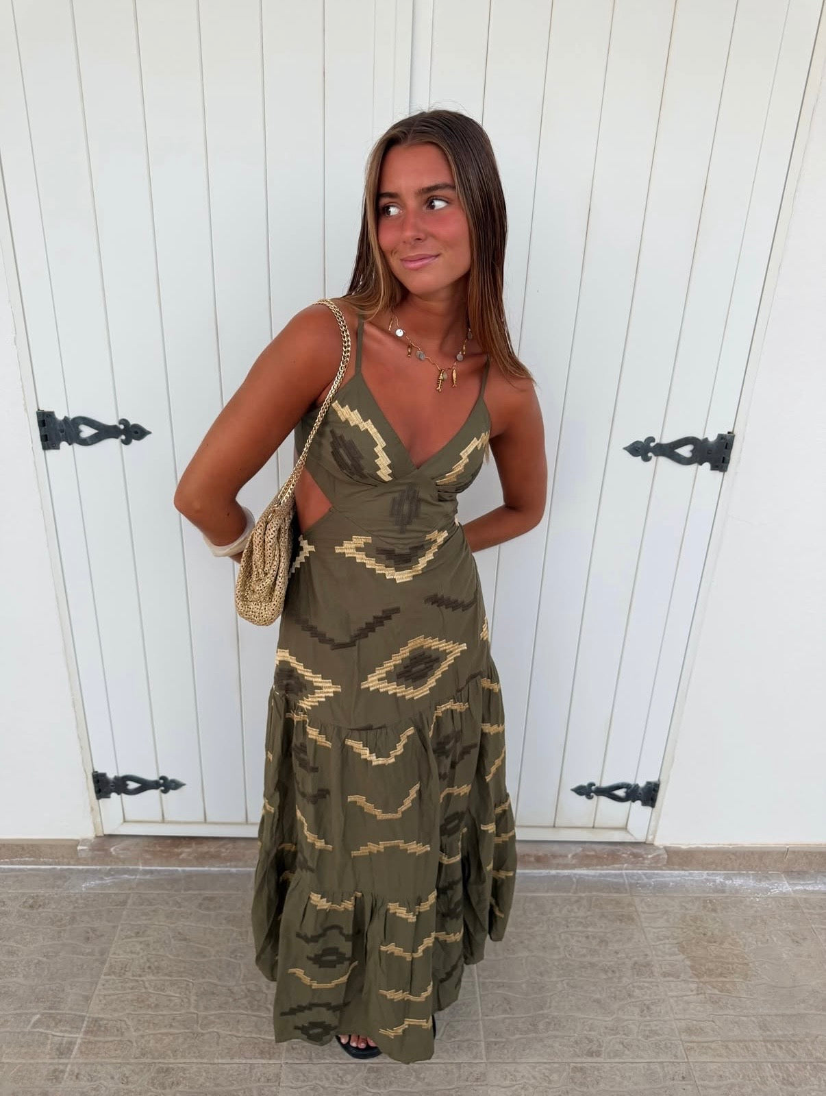 Vestido kaki dourados