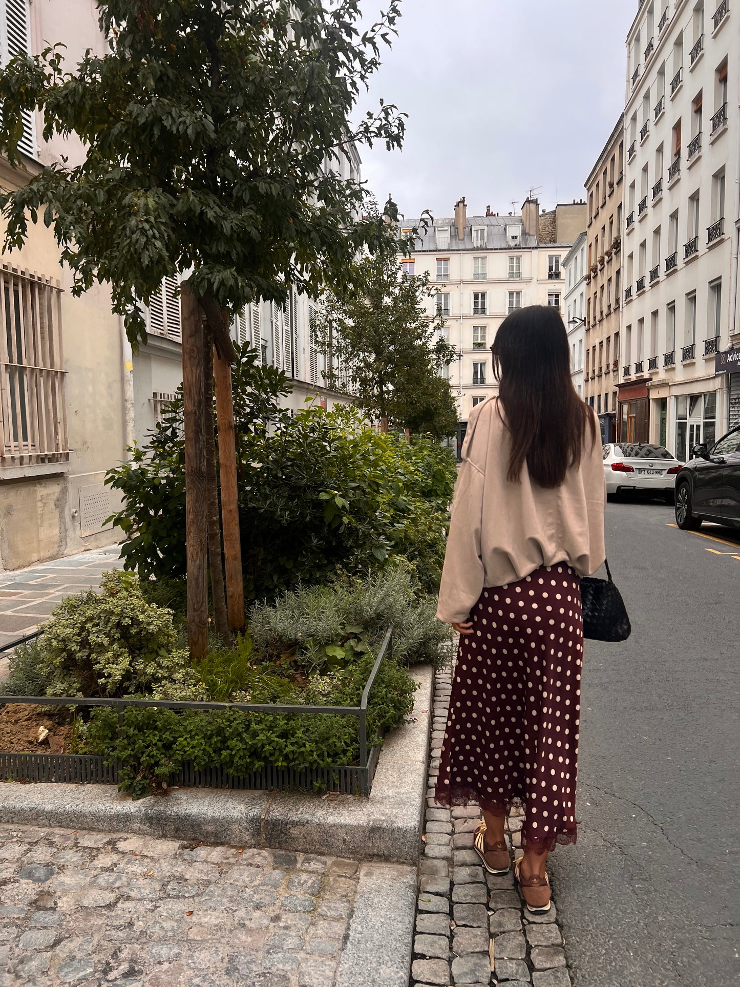 Saia bolas bordeaux
