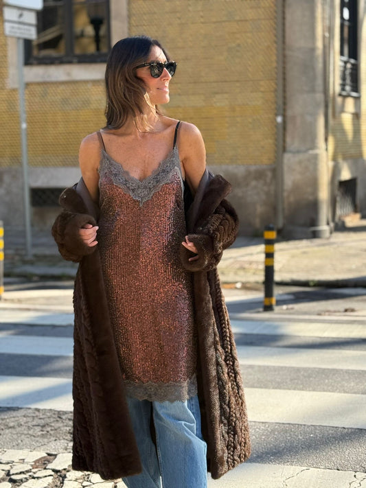 Vestido lantejoulas e renda