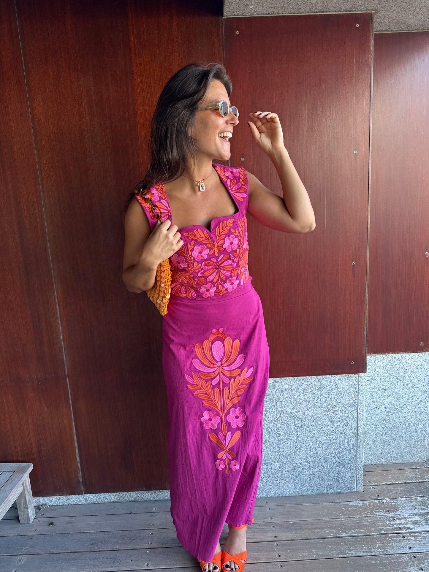 Conjunto rosa bordado