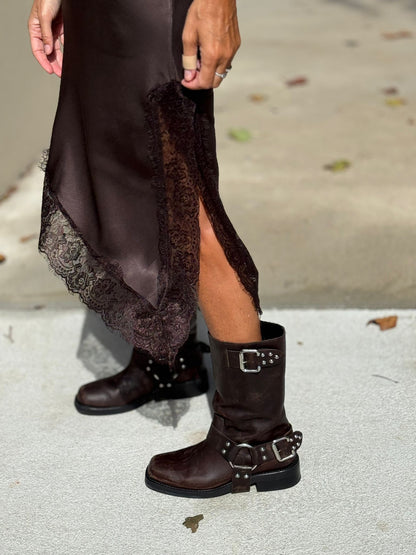 Vestido chocolate renda