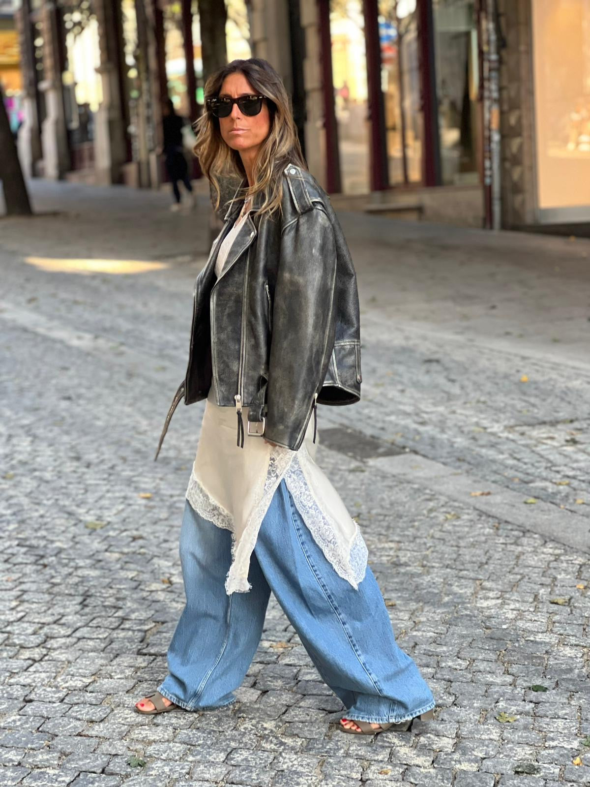 Vestido cru renda