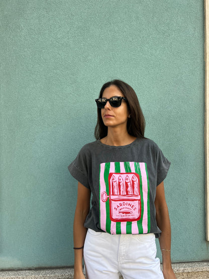 T shirt sardines