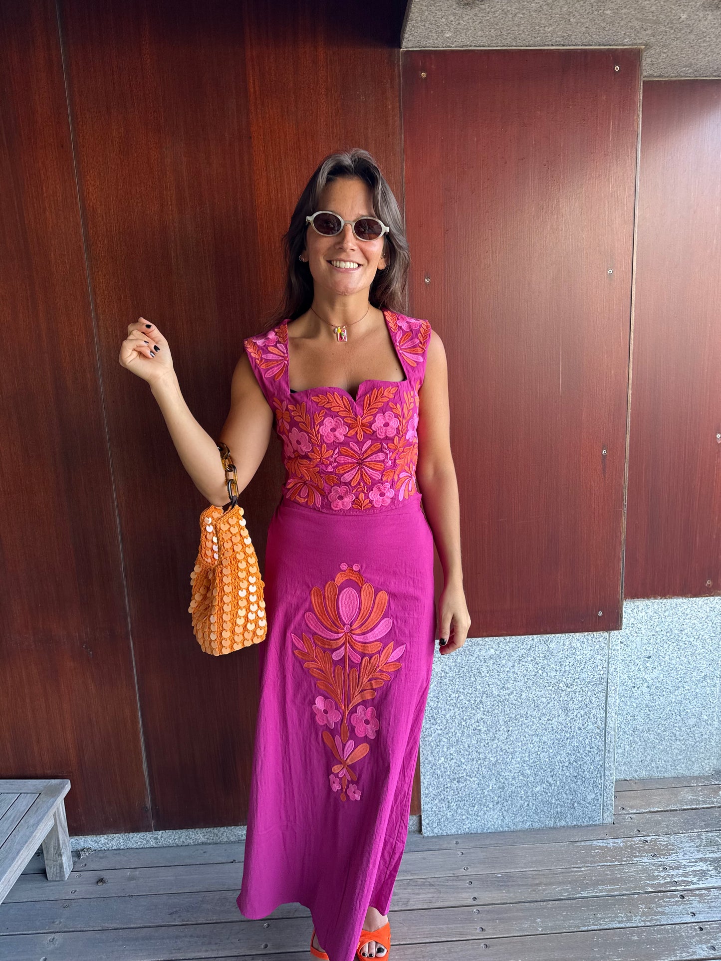 Conjunto rosa bordado