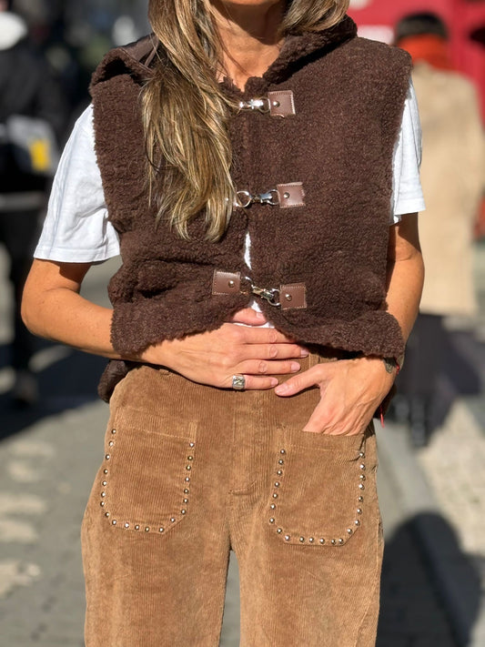 Calças bombazina tachas