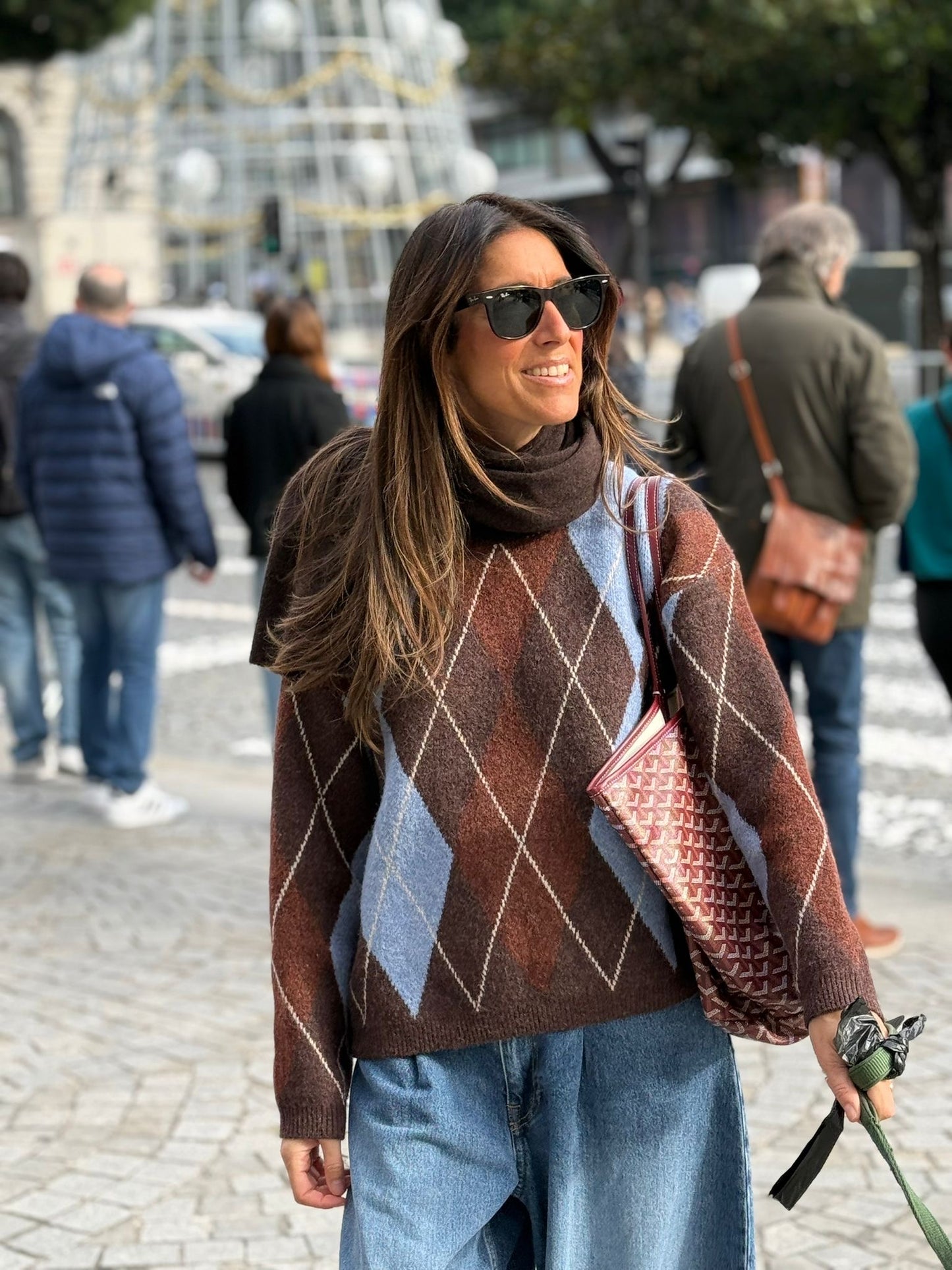 Camisola losangos cafe com azul