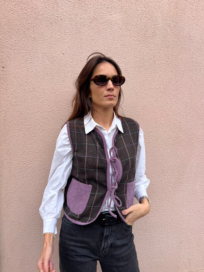 Colete bolsos lilás
