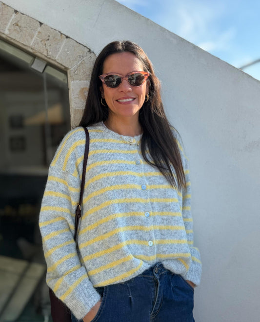 Casaco riscas cinzento