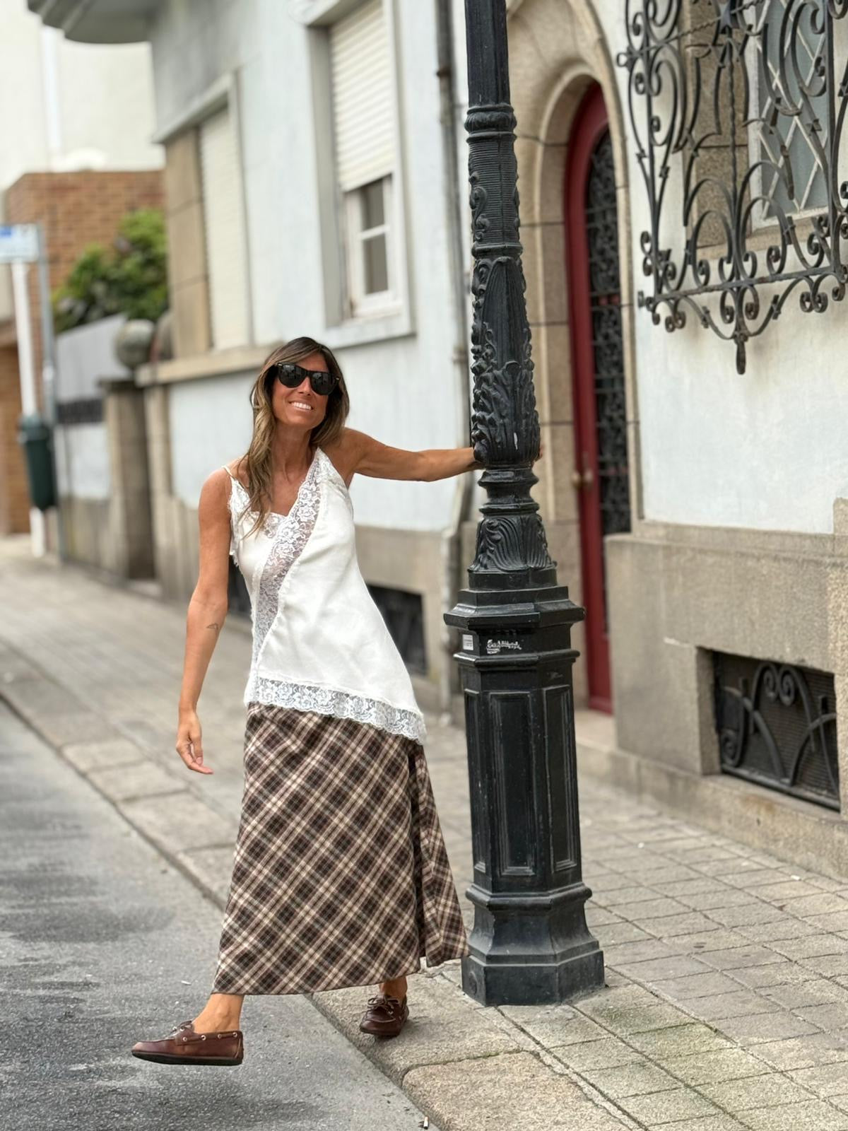 Saia xadrez castanha