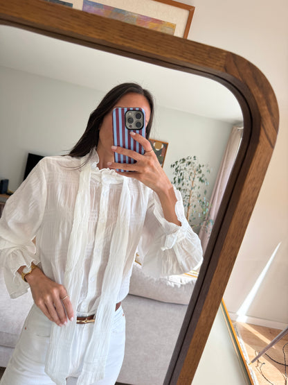 Camisa branca laço