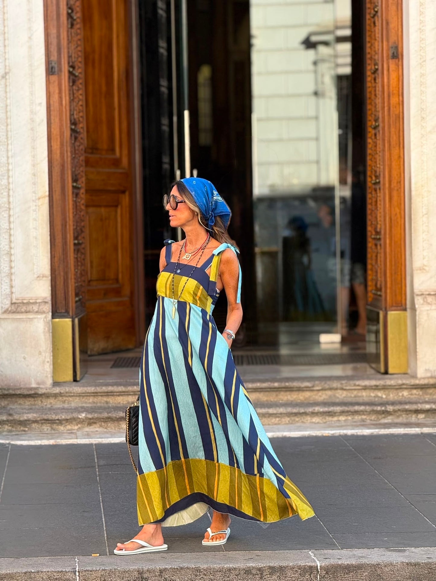 Vestido laços