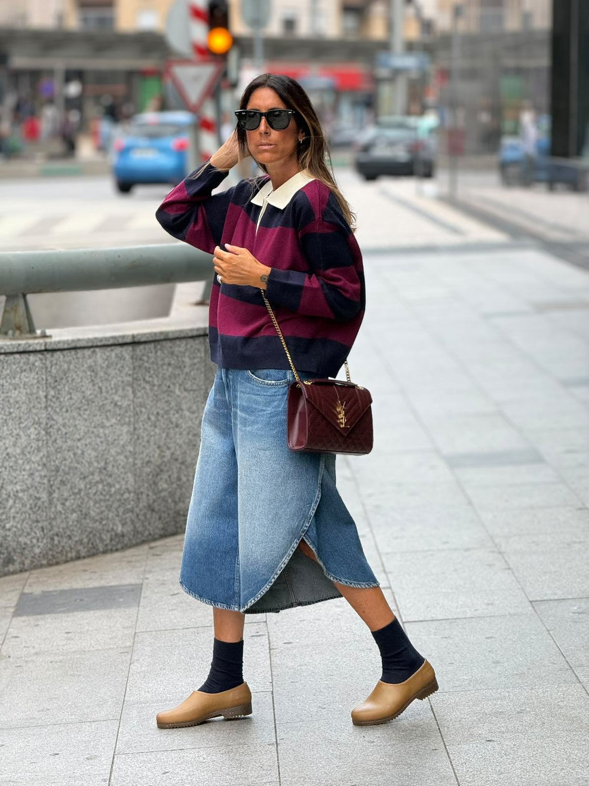 Polo marinho e burgundy